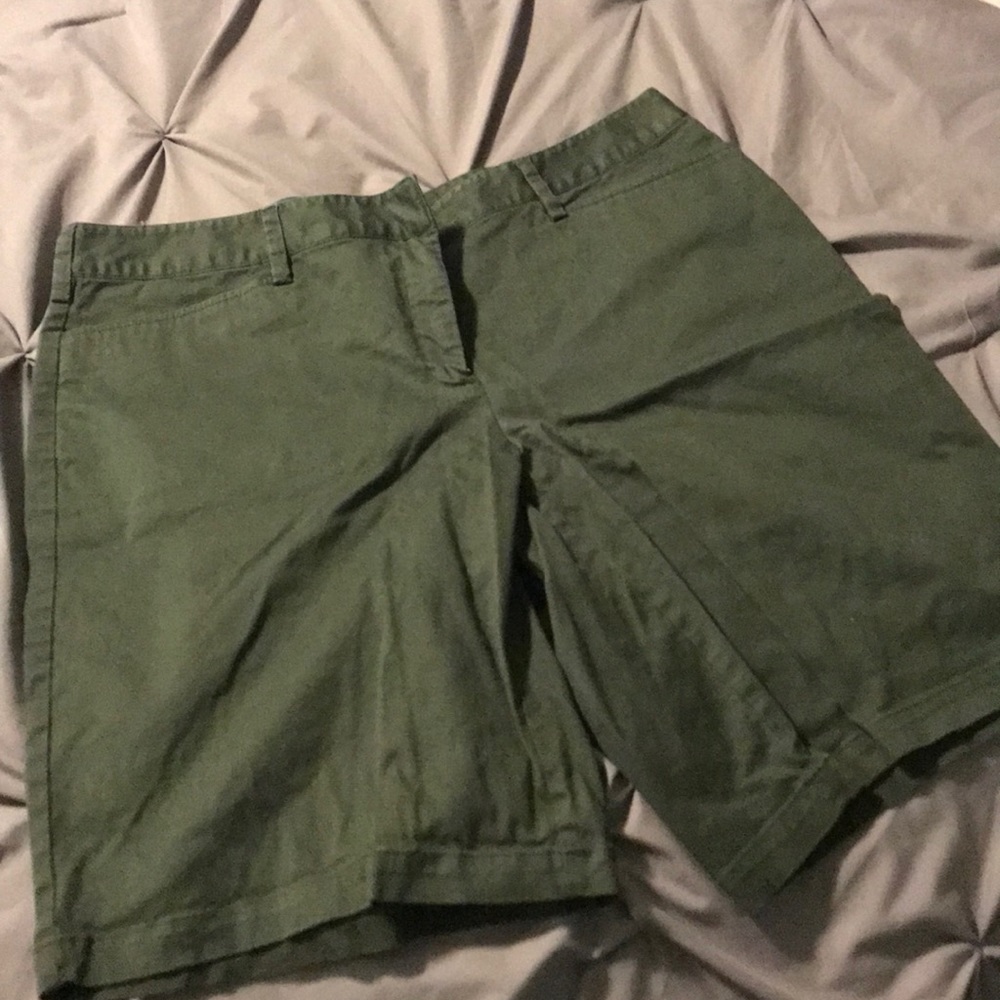 18W lands end mid rise shorts